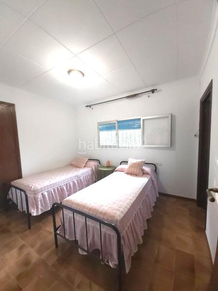 Foto 7fa31ab8-271c-4d1d-9105-af0d0230c9e4. Chalet en exclusiva chalet urbano en zona residencial dos casas en una con impresionante piscina privada! en Utrera