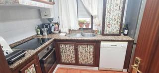 Etagenwohnung in Estación - La Fontanilla - El Tinte. Piso con garaje en el tinte, utrera