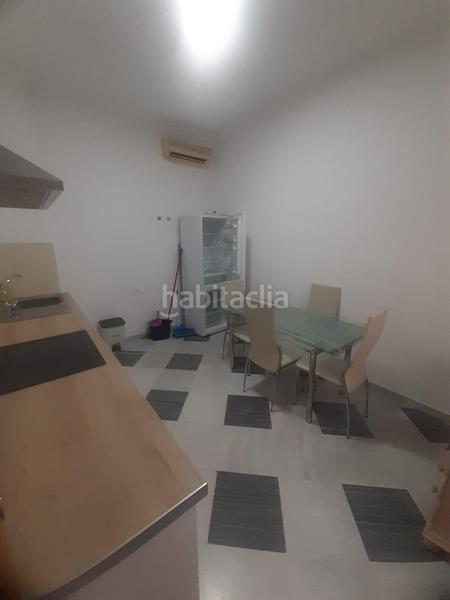 Foto 0c7ab37b-7793-4e6e-95c7-d5623a2ff8d0. Alquiler apartamento  en alquiler en Salesianos Utrera