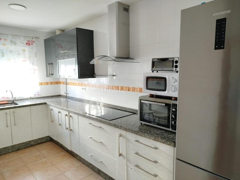 Foto 19e411bf-90c5-413b-8aa2-ebe3038f1038. Casa amb aparcament a Molares (Los)