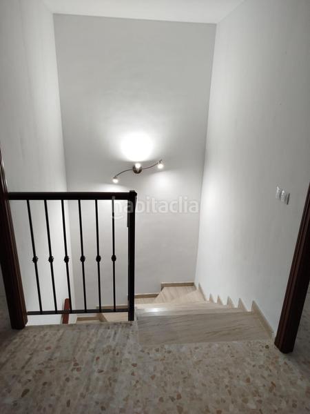 Foto a3bce5e9-623a-406e-9ec3-148c7554cba9. Casa amb aparcament a Molares (Los)