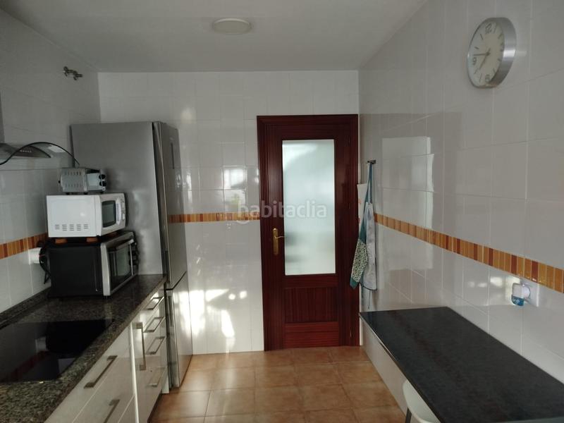 Foto a68397f9-8146-4510-aec2-7151cbbdf3f9. Casa amb aparcament a Molares (Los)