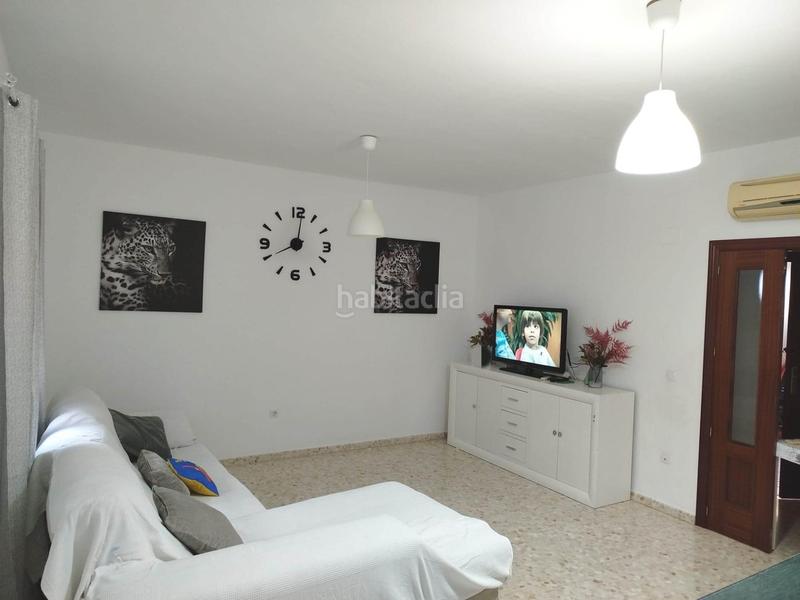 Foto c8cc113d-5604-460a-86da-dbc070345e27. Casa amb aparcament a Molares (Los)