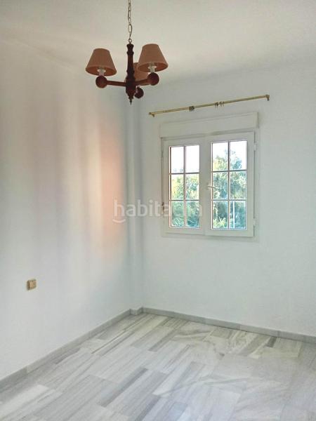 Foto 70979ae0-e69b-4e92-b48c-fa7b539bd090. Casa con parcheggio in Consolación Utrera