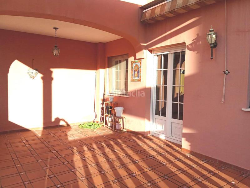 Foto dd3db2e0-e7e3-4089-b32d-2436453ccf91. Casa con parcheggio in Consolación Utrera