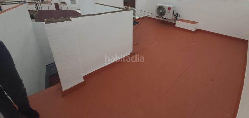 Foto cf995880-d18d-46f5-b4e8-8cb18c9da754. Casa amb calefacció a Salesianos Utrera