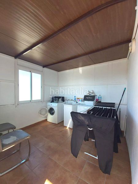 Foto f599463f-b55f-4b9b-b399-462112eb895e. Casa amb calefacció aparcament piscina a Torre Cruz - Los Molinos Utrera