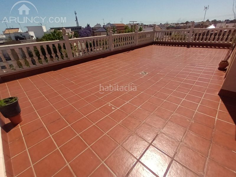 Foto 0b87bc87-7ab4-4878-a6e3-112e1476e6a9. Casa amb aparcament a Las Torres - Constelaciones Utrera