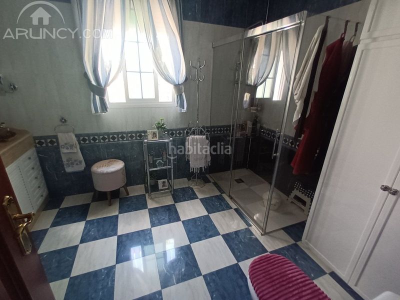 Foto 33c149d2-dda5-4c3d-b357-ad4c8475b7e3. Casa amb aparcament a Las Torres - Constelaciones Utrera