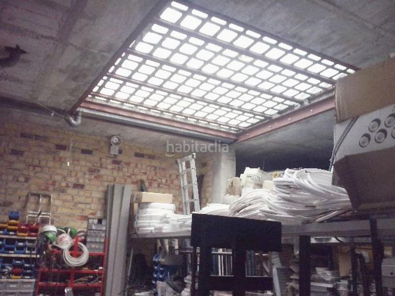 Foto b74542a0-18a9-409f-8cb4-50d6ce94e0d6. Local comercial a Centro Utrera