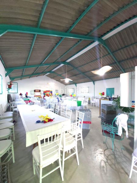 Foto 620dfa23-8388-4c3d-849d-a3567225faea. Casa amb aparcament a Pedanías Norte Utrera