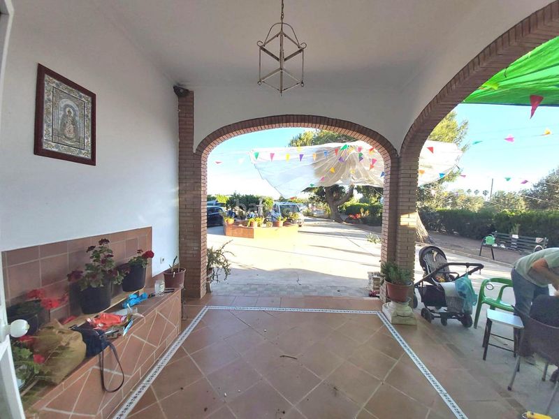 Foto ef507c49-459e-48ac-bcaf-8dd224321737. Casa amb aparcament a Pedanías Norte Utrera