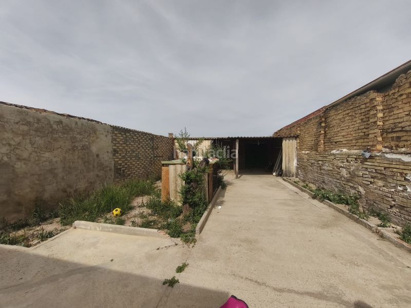 Foto 8d21e020-bbff-496a-84fe-e67d4992f591. Casa amb aparcament a Molares (Los)