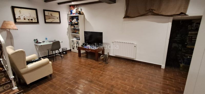 Foto c6ee6824-5a04-46ee-8e7d-27a772fcd226. Casa adossada amb aparcament a Consolación Utrera