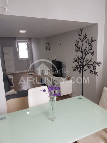 Foto c65c9074-8312-4ea0-a19f-51f44f604b5a. Lloguer loft a Salesianos Utrera