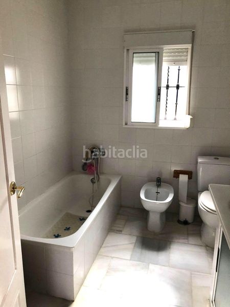 Foto 49566b8c-af34-441f-9283-1d53c63187be. Casa amb aparcament a Bellavista Sevilla