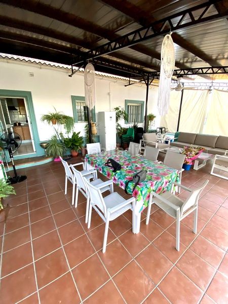 Foto 60c587d9-3515-4467-9af6-f5cc64102208. Casa amb aparcament a Bellavista Sevilla