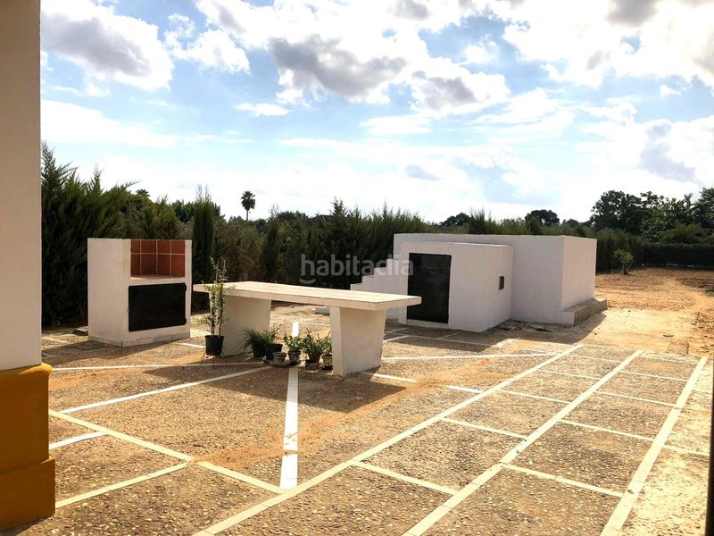 Foto ddade4b8-e539-444d-bdc1-688d88f0ddbe. Casa amb aparcament a Bellavista Sevilla