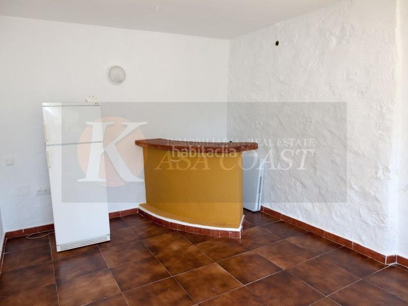 Foto 98d217cb-1c39-4c62-a6b3-a7c9ee4912b9. Chalet villa en venta en zona carretera , costa. en Mijas