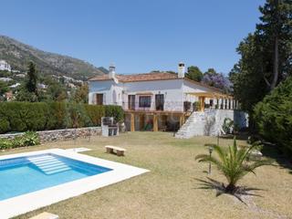 Chalet à Campo de Mijas. Villa en venta en zona carretera de mijas, mijas costa.