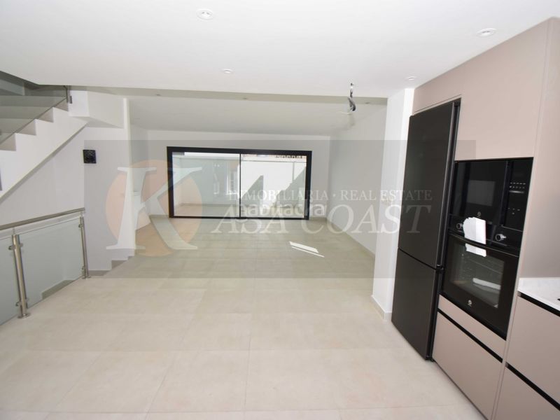 Foto 7a4e6744-7166-4b12-8ef2-7b047568ec04. Casa adossada amb aparcament a Los Ríos Mijas