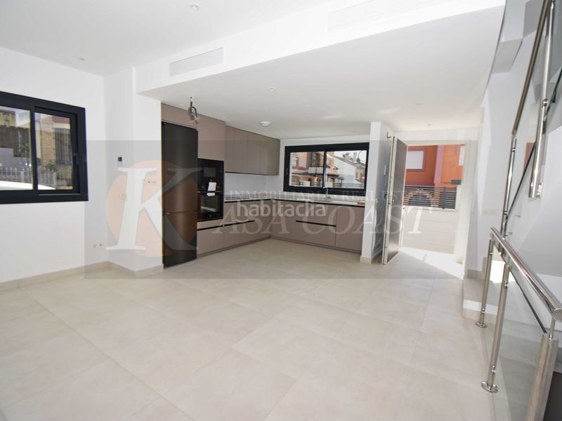 Foto dd675df9-0737-49dc-aa97-c20397945323. Casa adossada amb aparcament a Los Ríos Mijas