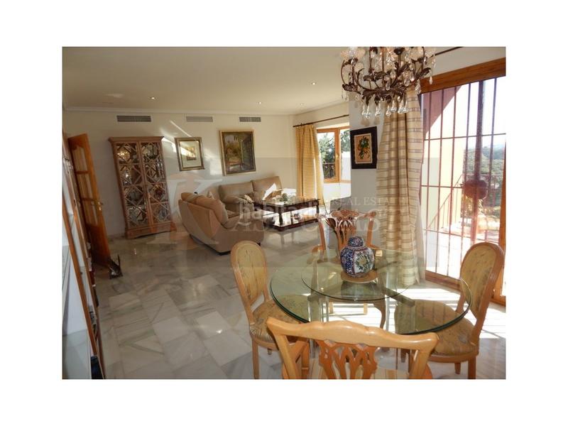 Foto 0623a546-1ae5-4580-85b7-3b527d670129. Chalet avec chauffage parking piscine dans Valtocado - La Alquería - La Atalaya Mijas