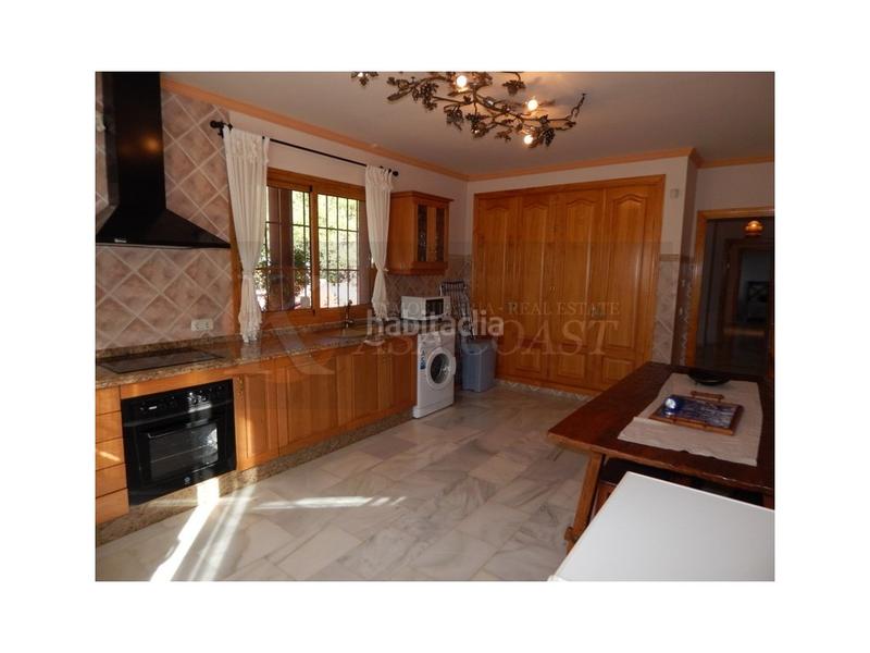 Foto 7b18b380-51e4-4ea6-a34c-fdc6f987afe7. Chalet avec chauffage parking piscine dans Valtocado - La Alquería - La Atalaya Mijas