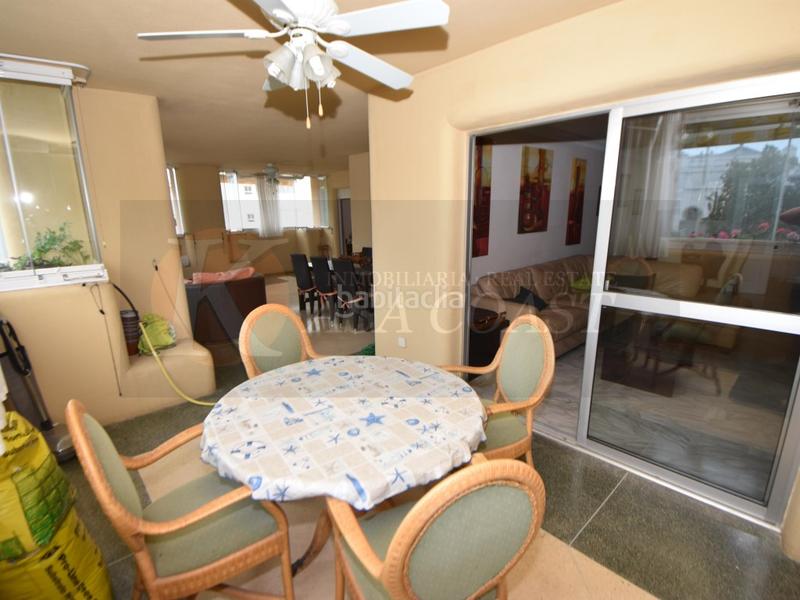 Foto 1542efaf-fb16-4b0a-855d-dc264e78514c. Piso  en venta en la zona miramar con garaje incluido. en Fuengirola