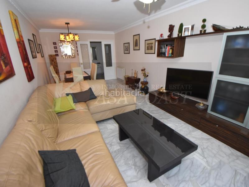 Foto 539e8688-ca56-402e-b88f-5d1d430eef08. Piso  en venta en la zona miramar con garaje incluido. en Fuengirola