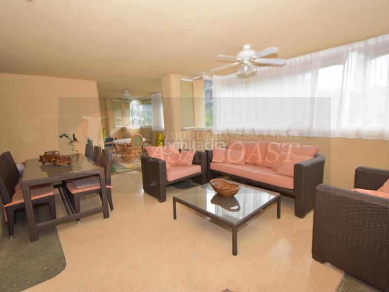 Foto 601df55a-e942-4c86-a936-4061eb7b85cc. Piso  en venta en la zona miramar con garaje incluido. en Fuengirola