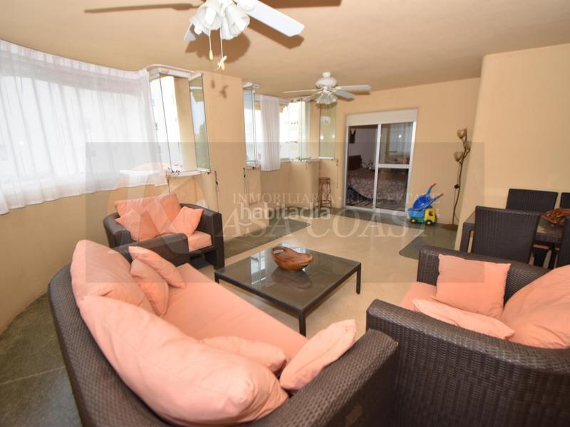 Foto 62c21b54-2d8f-459b-b755-a42598a132a9. Piso  en venta en la zona miramar con garaje incluido. en Fuengirola