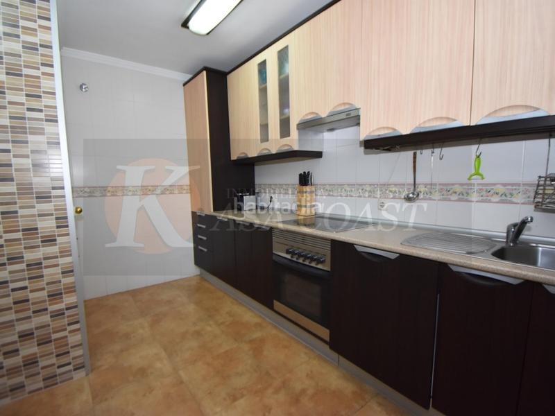 Foto 91ba3b3a-6447-408d-a59d-5f0149495263. Piso  en venta en la zona miramar con garaje incluido. en Fuengirola