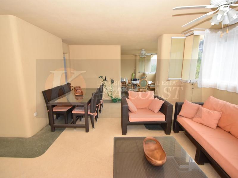 Foto a472e950-bc27-4e34-8f54-1fb8a8d3e814. Piso  en venta en la zona miramar con garaje incluido. en Fuengirola