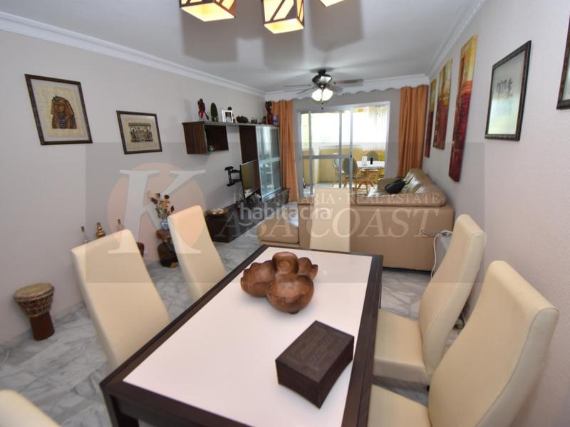 Foto d0b4ea86-4e1b-4820-aea9-8a5cbdcdc11f. Piso  en venta en la zona miramar con garaje incluido. en Fuengirola