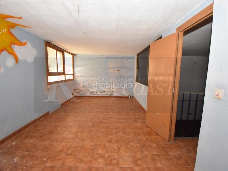 Foto e7bd1acd-0486-43d3-a29a-09da06a084dd. Local comercial dos locales en conjunto en venta en zona céntrica . en Fuengirola