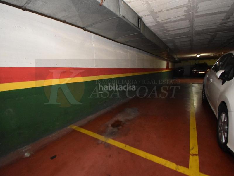 Foto 7b591a6f-6e2f-4e08-af1d-8fbf56deee48. Parking coche plaza de parking en venta en zona céntrica . en Fuengirola