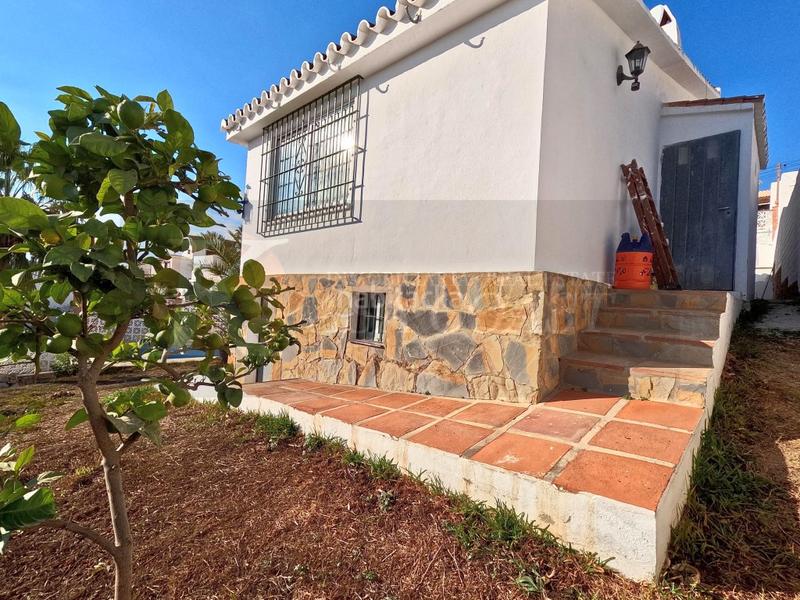 Foto 7bac7222-51bc-4111-af81-81e95ebca3c8. Casa chalet en venta en zona sohail, . en Castillo Sohail - Myramar Fuengirola