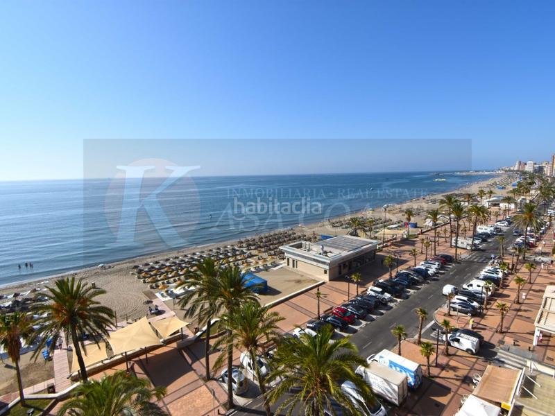 Foto 182d75da-6555-427e-b76c-13dd22ce2a84. Piso  recién reformado con comodidades excepcionales en 1 línea de Playa de los Boliches. en Fuengirola