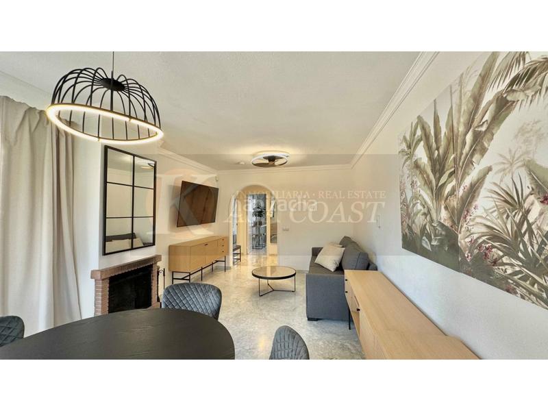 Foto 0b1226a3-5178-4663-bdae-cfbd2ac5ef7d. Etagenwohnung mit parking pool in Torreblanca del Sol Fuengirola