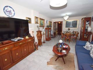 Pis a Centro ciudad. Piso amplio en venta en zona boquetillo, fuengirola.