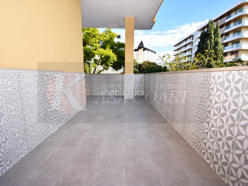 Foto 58fcd398-6965-432d-b4eb-efbeaef226d1. Piso  en venta en zona sohail, . en Castillo Sohail - Myramar Fuengirola