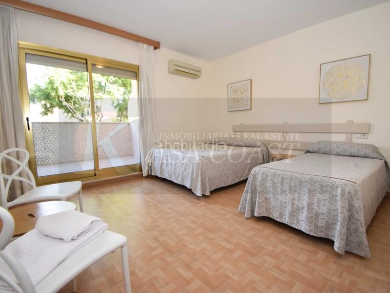 Foto ee50e8d0-b619-4e28-8e9f-0e6b2b050067. Piso  en venta en zona sohail, . en Castillo Sohail - Myramar Fuengirola