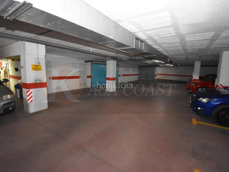 Foto 468db464-b825-43b7-8685-c78e7b32f1fa. Aparcament cotxe a Los Boliches Fuengirola