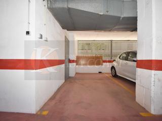 Parking coche en Los Boliches. Plaza de parking en venta en los boliches, fuengirola.