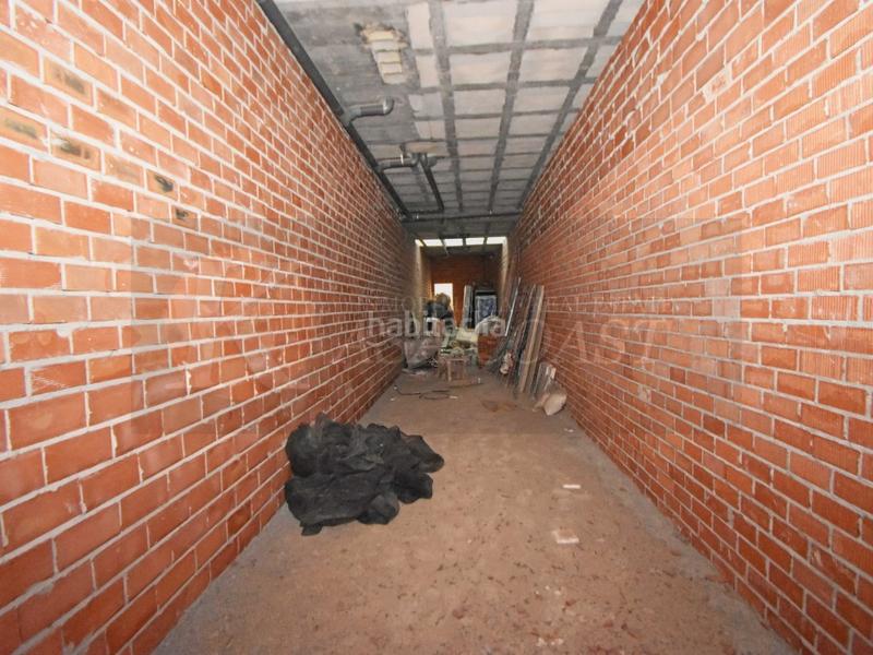 Foto a8f79e44-9252-468c-9aa4-ec8909cd4f22. Local comercial local en venta en el centro a 5 minutos de la playa en Fuengirola