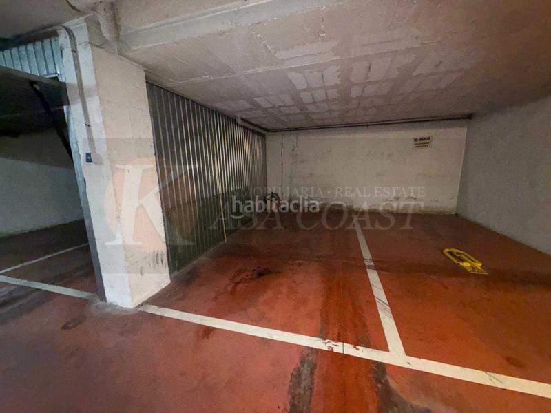 Foto c7287b3a-44eb-4ef5-b704-3577121b40a7. Piso  amplio en zona céntrica a un paso de la playa. en Fuengirola