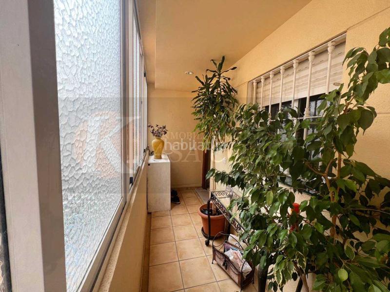 Foto e38d43dd-f927-4456-b1c0-f73d329b0727. Piso  amplio en zona céntrica a un paso de la playa. en Fuengirola