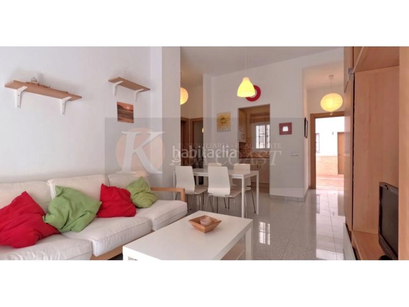 Foto b9614f47-d5dd-4d39-a114-58cd00bc86d0. Piso  con encanto en Los Boliches, a 300 m de la playa! en Fuengirola