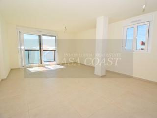 Pis a Puerto Deportivo. Tu hogar en 1 línea de playa en fuengirola centro  con vistas al